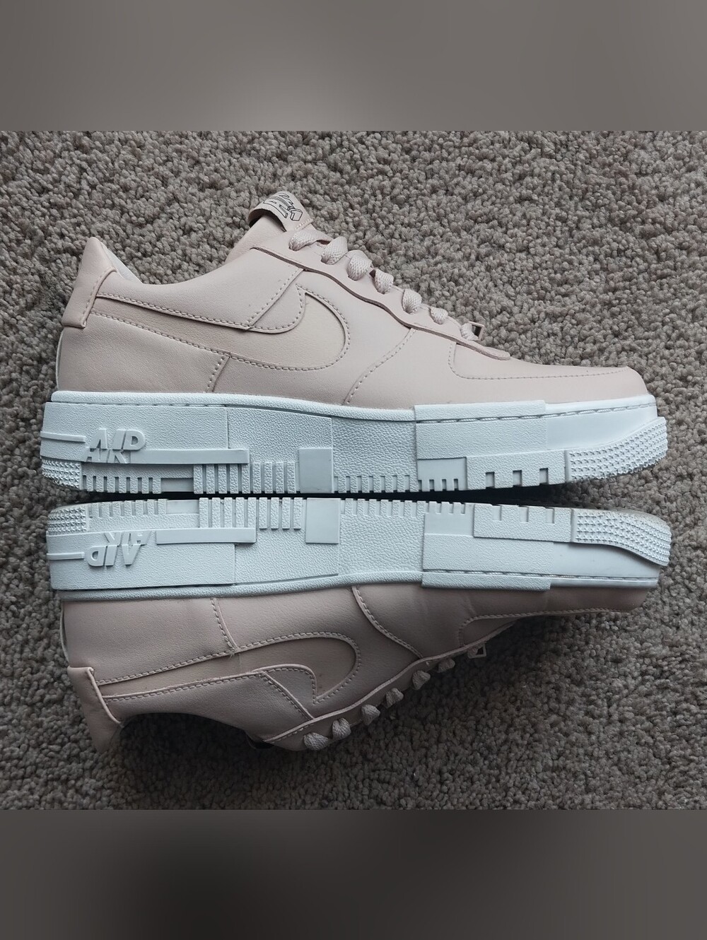 Nike Womens Air Force 1 Pixel Low Particle Beige Platform Sneaker Shoe 9.5